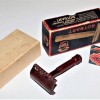 RASOIO DA BARBA IN BAKELITE NELLA SUA SCATOLA DI CARTONE