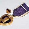 US WWII PURPLE HEART MEDAL IN BOX