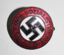 DISTINTIVO POLITICO N.S.D.A.P.