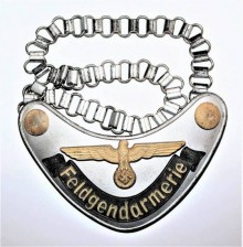 GORGIERA WEHRMACHT  FELDGENDARMERIA