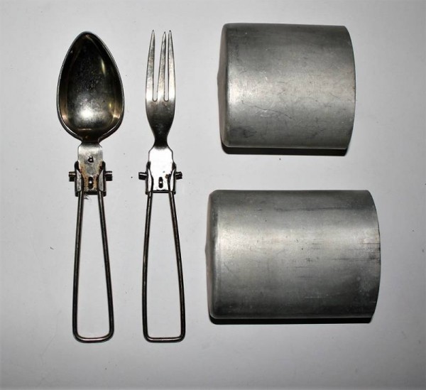 SET SPOON AND FORK IN ALLUMINION BOX