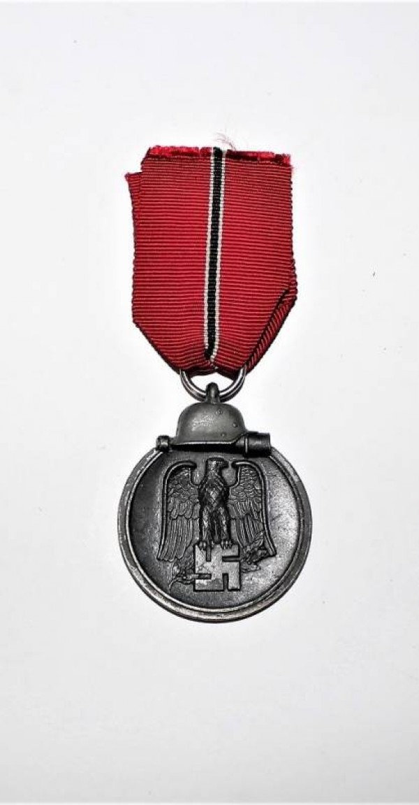WWII GERMAN EASTERN FRONT MEDAL