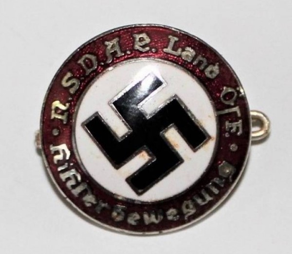 DISTINTIVO POLITICO N.S.D.A.P.