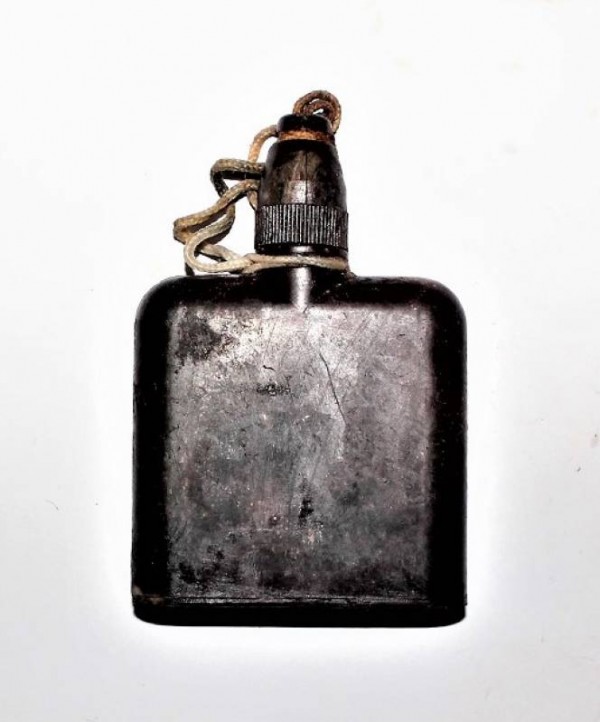 ANTICONTAMINANT LIQUID IN BAKELITE