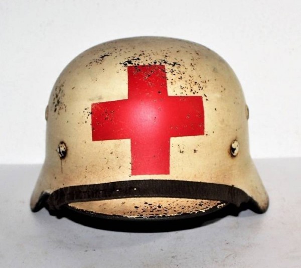 HELMET M40 RED CROSS D.R.K. 