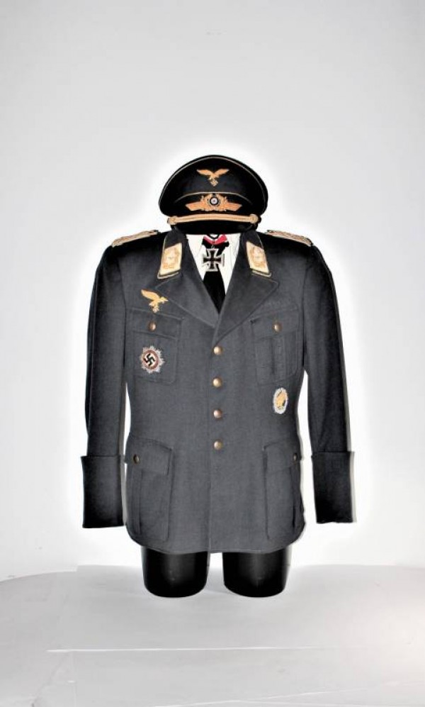 GENERAL UNIFORM LUFTWAFFE NOMINATIVE