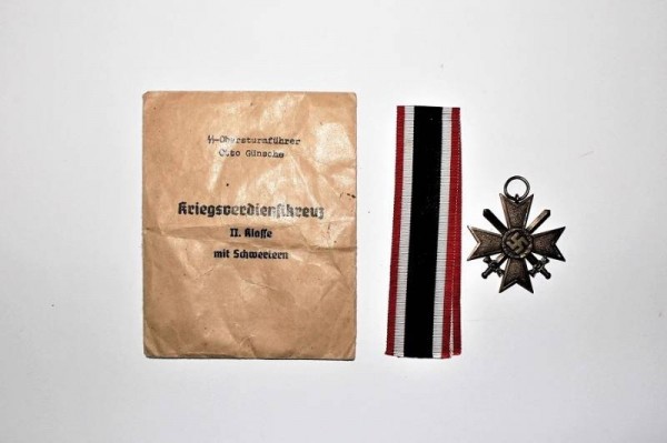 WAR MERIT CROSS MEDAL