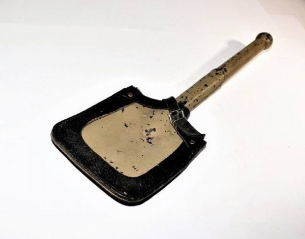 SHOVEL M38