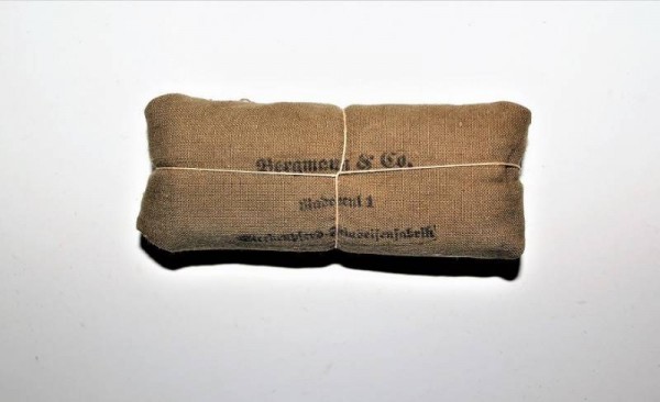 INDIVIDUAL MEDICAL DRESSING PACKAGE