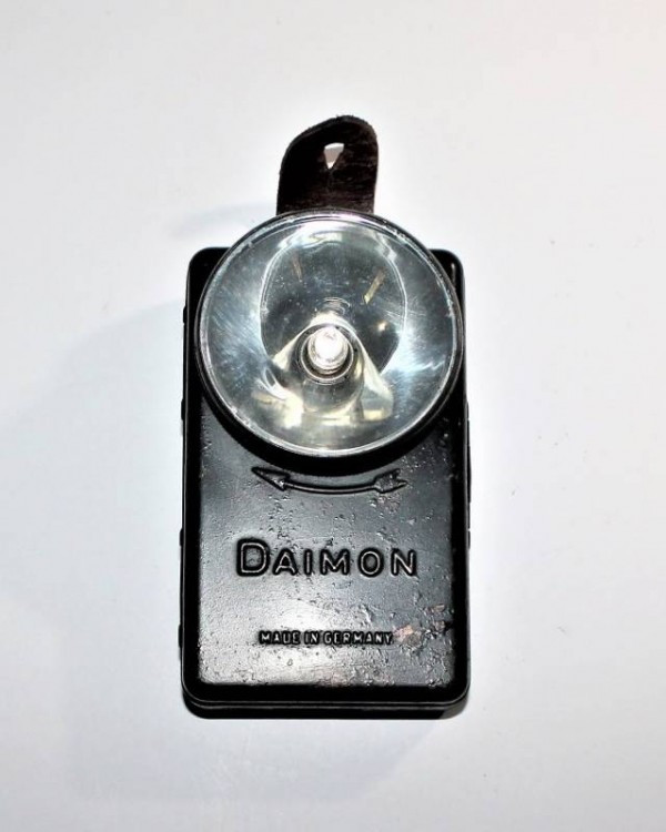 LAMPADA PORTATILE DAIMON