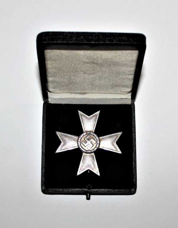 CROCE MERITI DI GUERRA DI 1�CLASSE IN SCATOLA