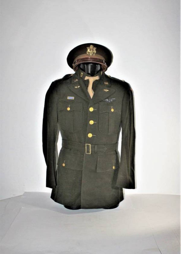 WWII US AIR FORCE GLIDER PILOTS DRESS UNIFORM AND VISOR CAP