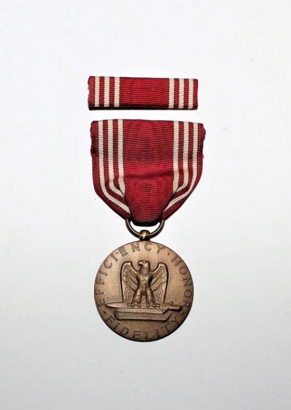 US WWII GOOD CONDUCT MEDAL