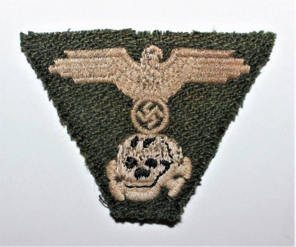 RIPRODUZIONE FREGIO SS PER BERRETTO M43