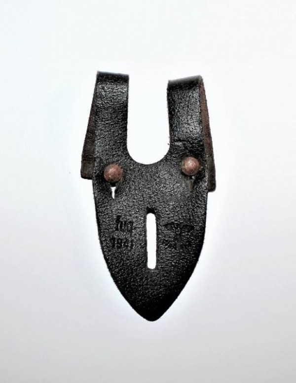 GERMAN WWII DIENSTGLAS BUTTON FLAP