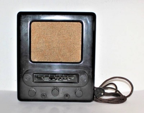 GERMAN BAKELITE RADIO VE301 